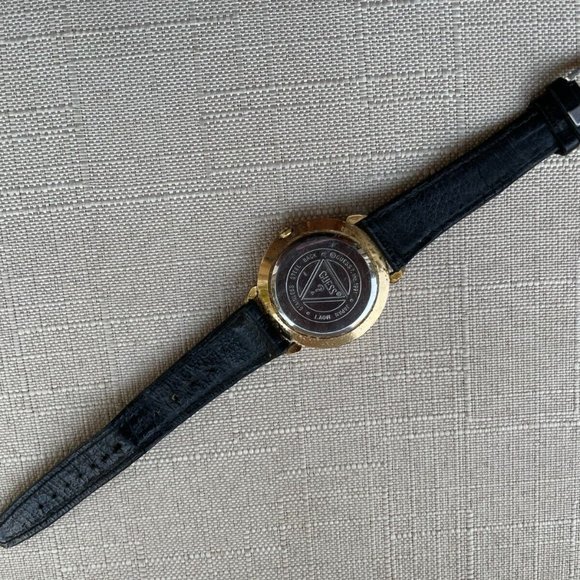 Vintage Guess Wristwatch Gold Tone Case Analog Quartz Date Calendar Watch main image 8